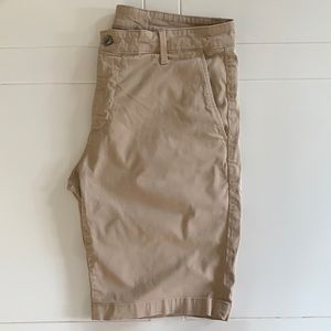 Men’s AG tan shorts